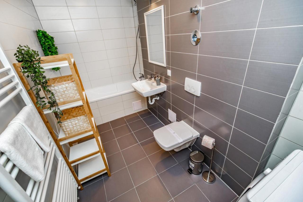 Smarald Apartament *